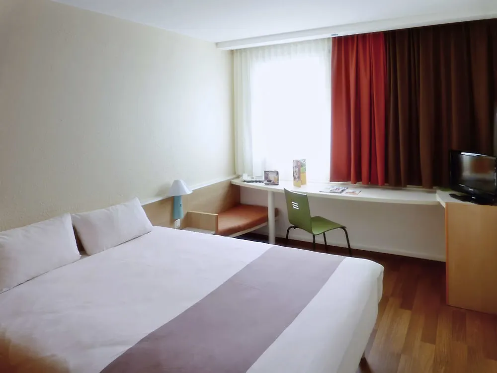 Ibis Hotel Frankfurt Messe West Frankfurt am Main Germany